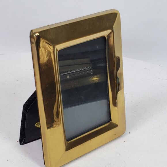 Vintage Picture Frame Gold Tone Heavy 4.5x3.5 Inch Fits 3x2 Inch Photo - Picture 4 of 4